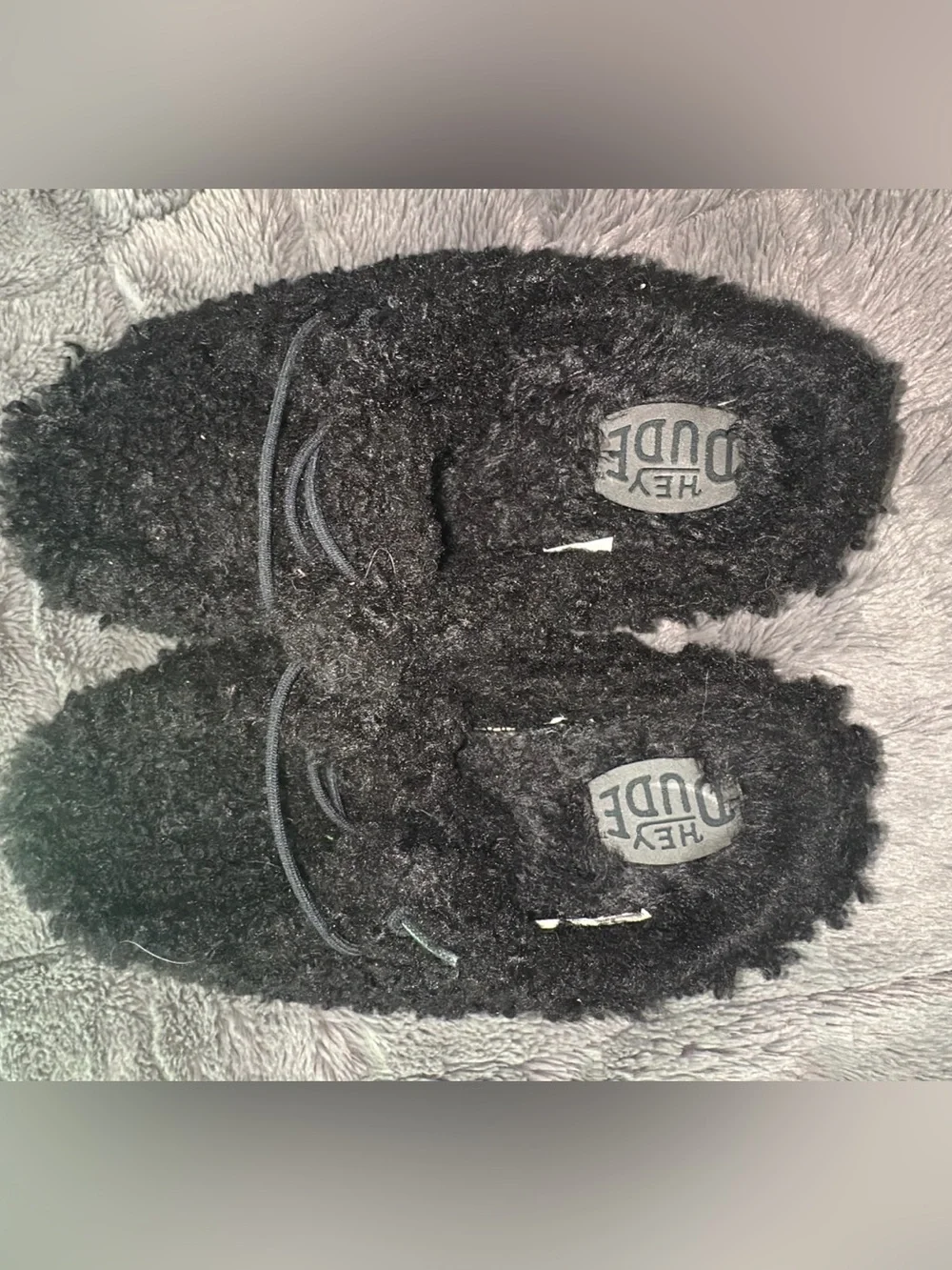 HEYDUDE Wendy Slipper - Cozy Black. (Shoes26) - Picture 4 of 6